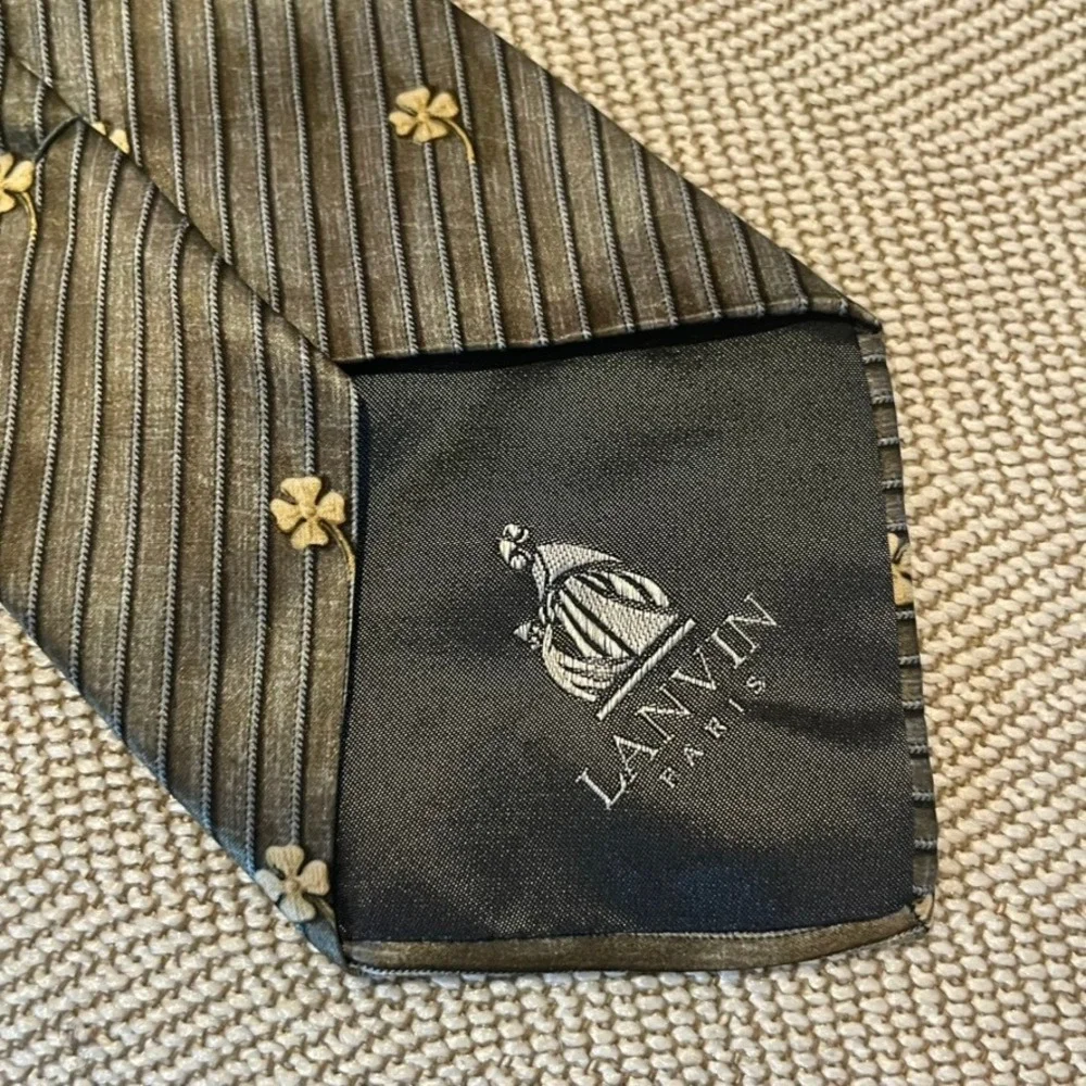 Lanvin Paris Necktie Dark Academia Mens Olive Green Silk Lucky Clover Stripe